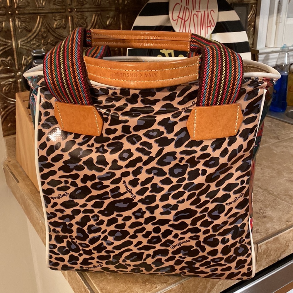 Consuela tote